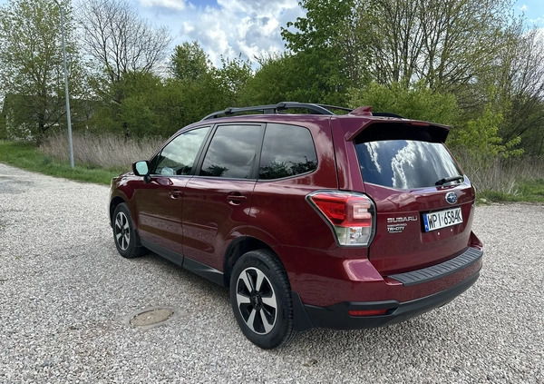 Subaru Forester cena 82999 przebieg: 74300, rok produkcji 2018 z Piaseczno małe 301